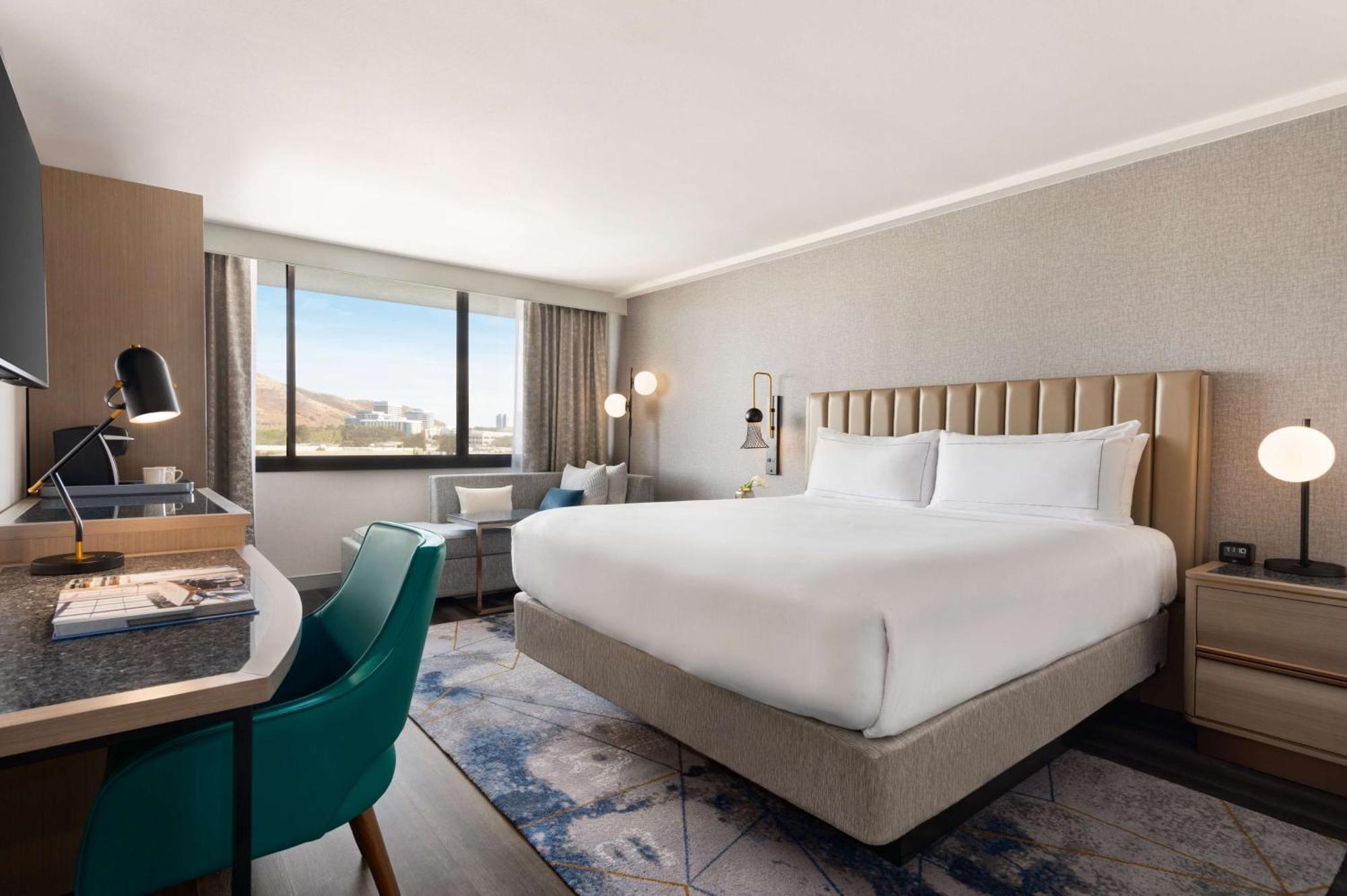 King Room,1551420253:JPEG